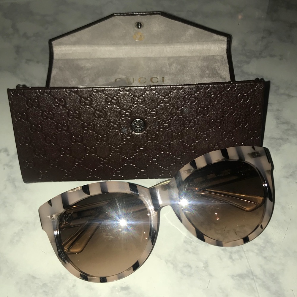 Gucci Sunglasses 🕶